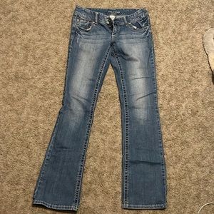 Low rise bootcut jeans